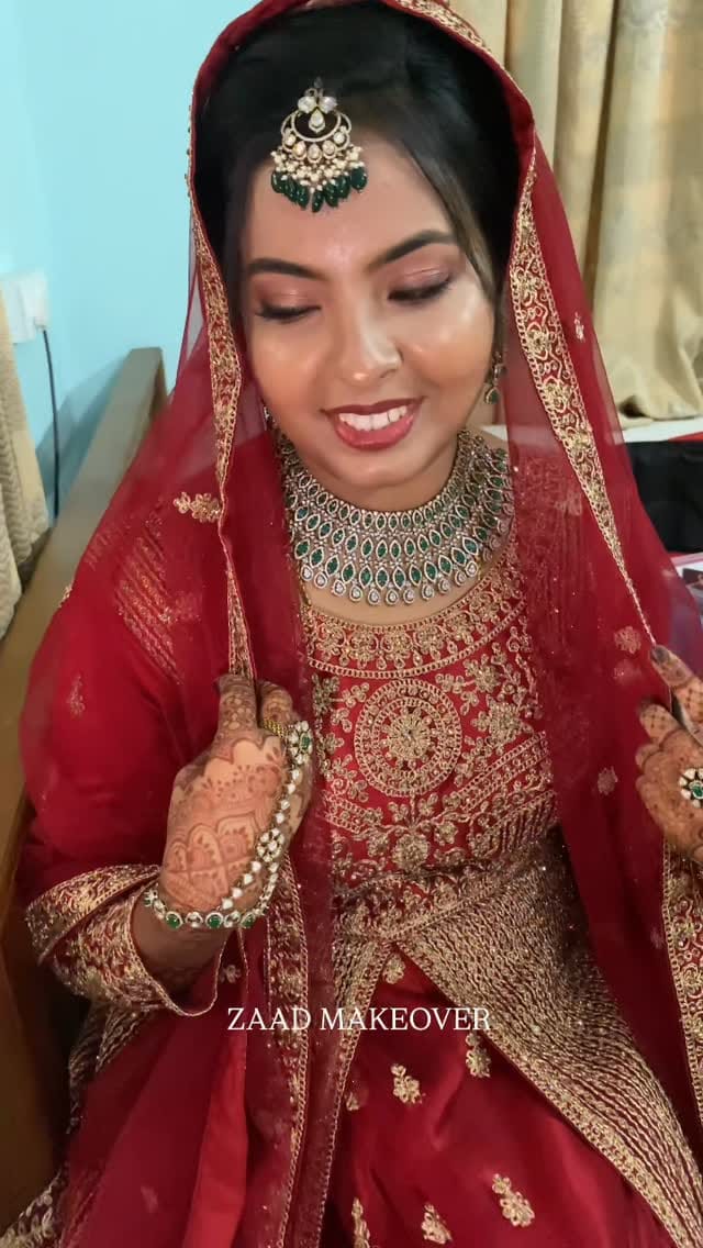 Post 1 by ZAAD MAKEOVER on Instagram (video)
