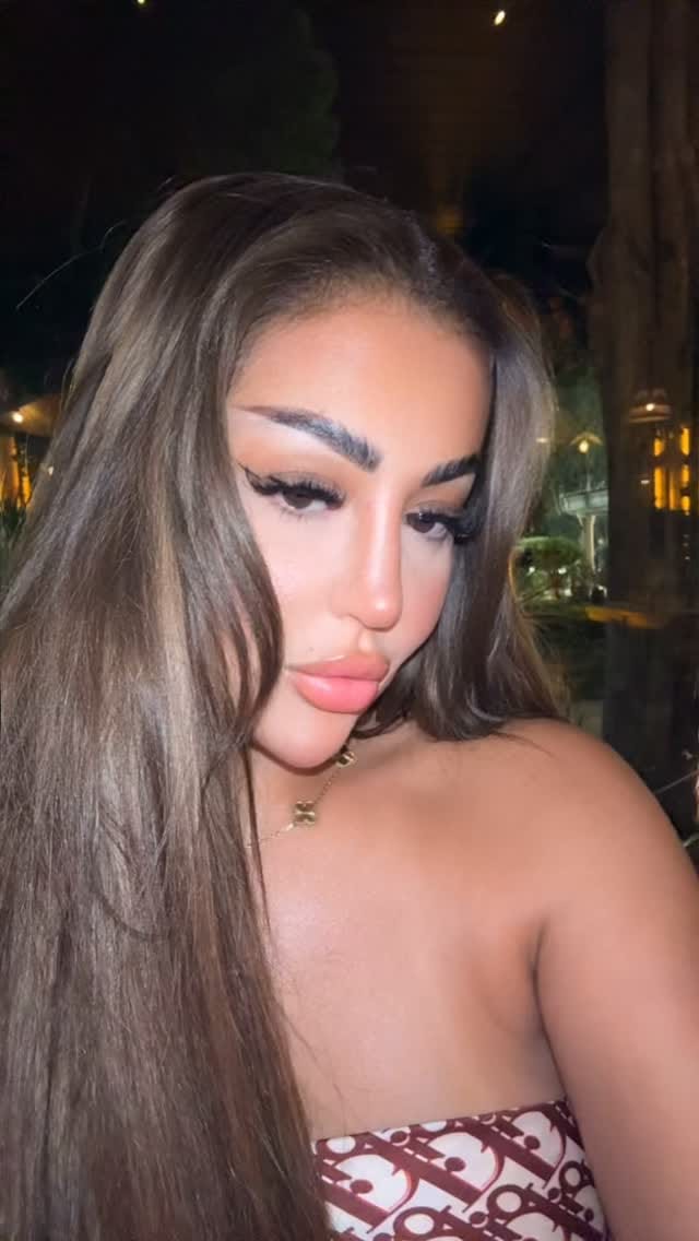 Post 2 by Sara Chellal on Instagram (video)
