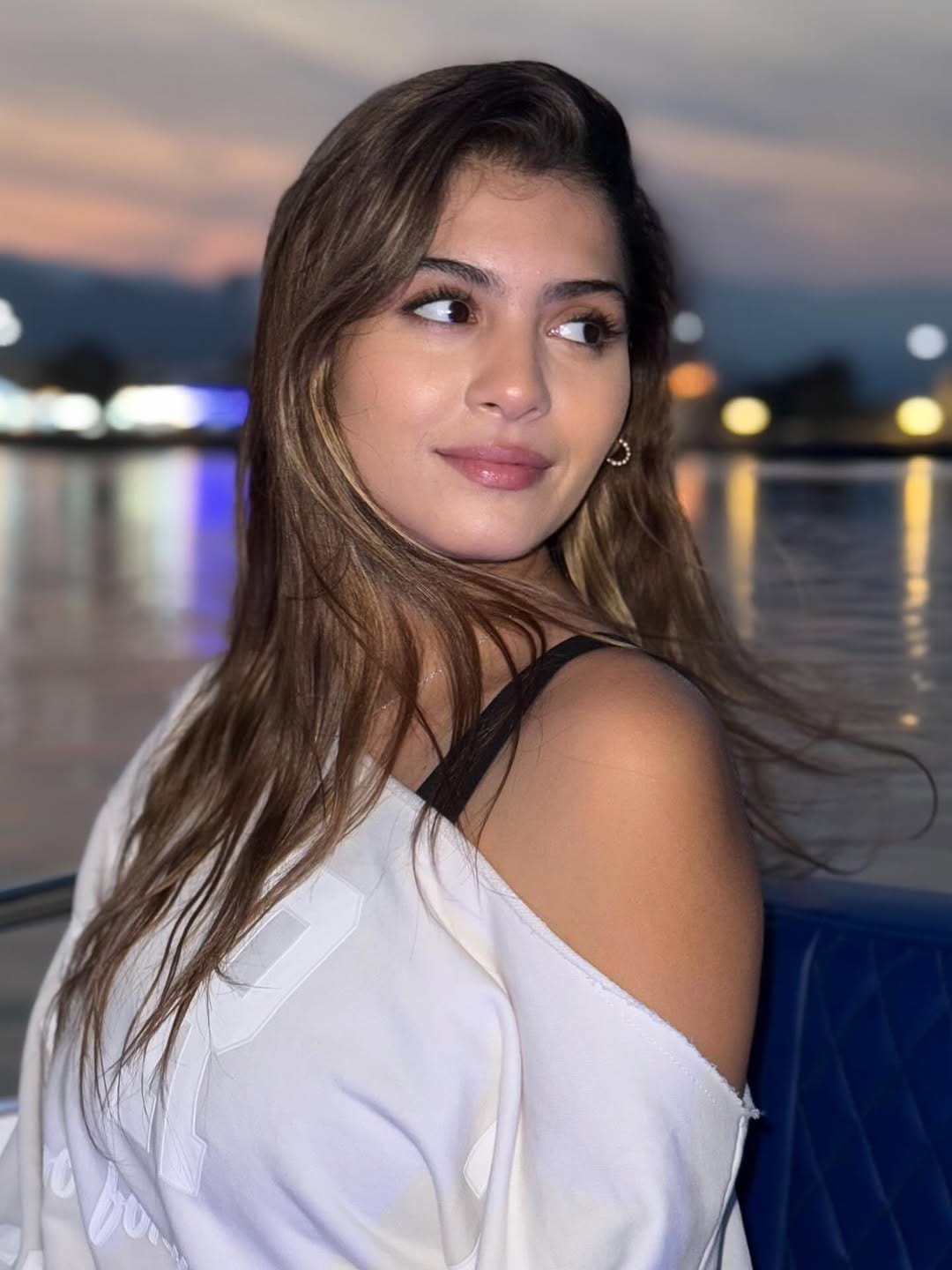 Post 3 by يــاسمـيـن بولتيــن 𝙅𝙖𝙨𝙢𝙞𝙣𝙚 𝘽𝙤𝙪𝙡𝙩𝙞𝙣𝙚 ღ on Instagram (carousel)