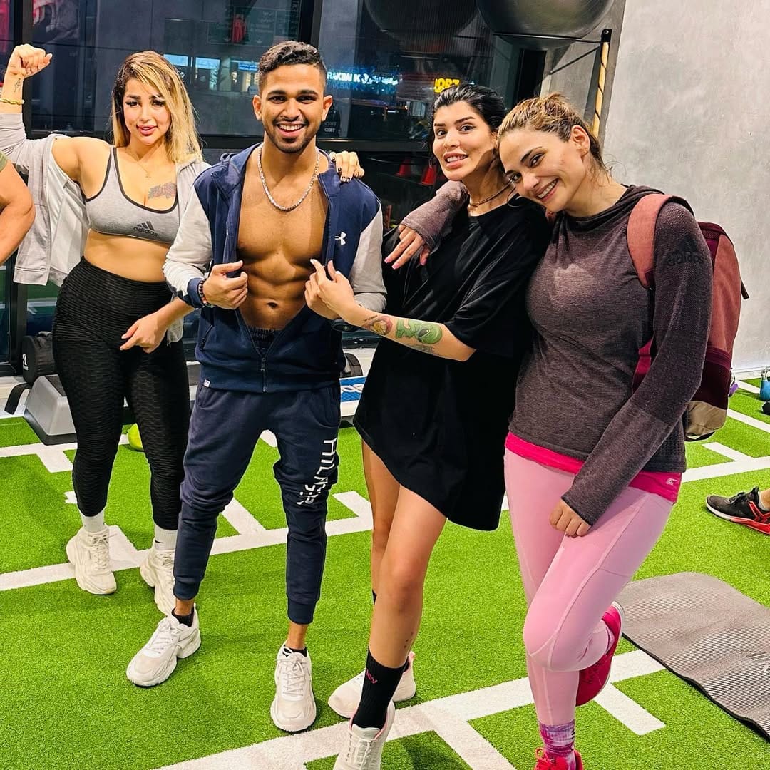 Post 10 by ACHU FITNESS | Personal trainer 💪🏼 on Instagram (carousel)