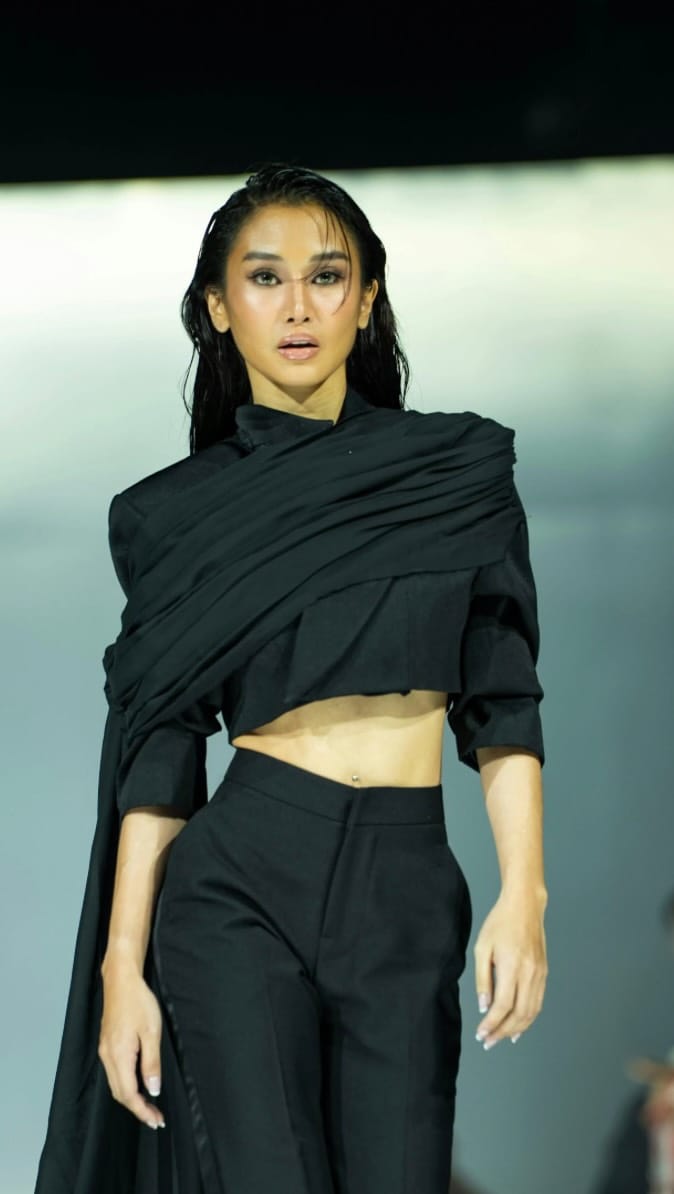Post 1 by Cheeyna Delacruz on Instagram (video)