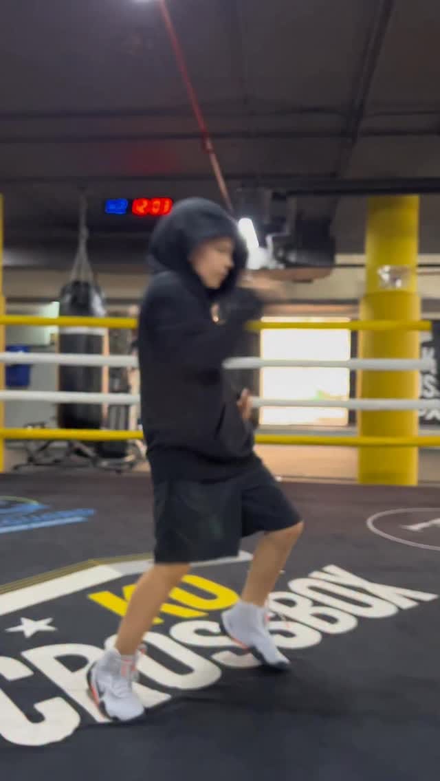 Post 3 by Alena Shugurova on Instagram (video)