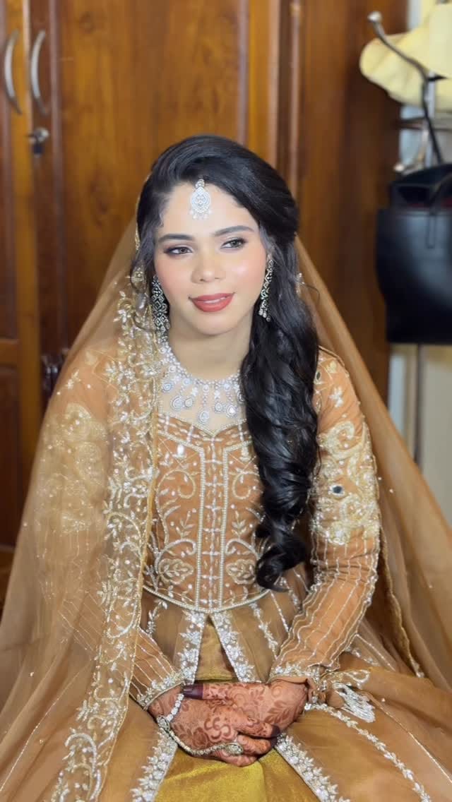 Post 3 by @glam.youup_ on Instagram (video)