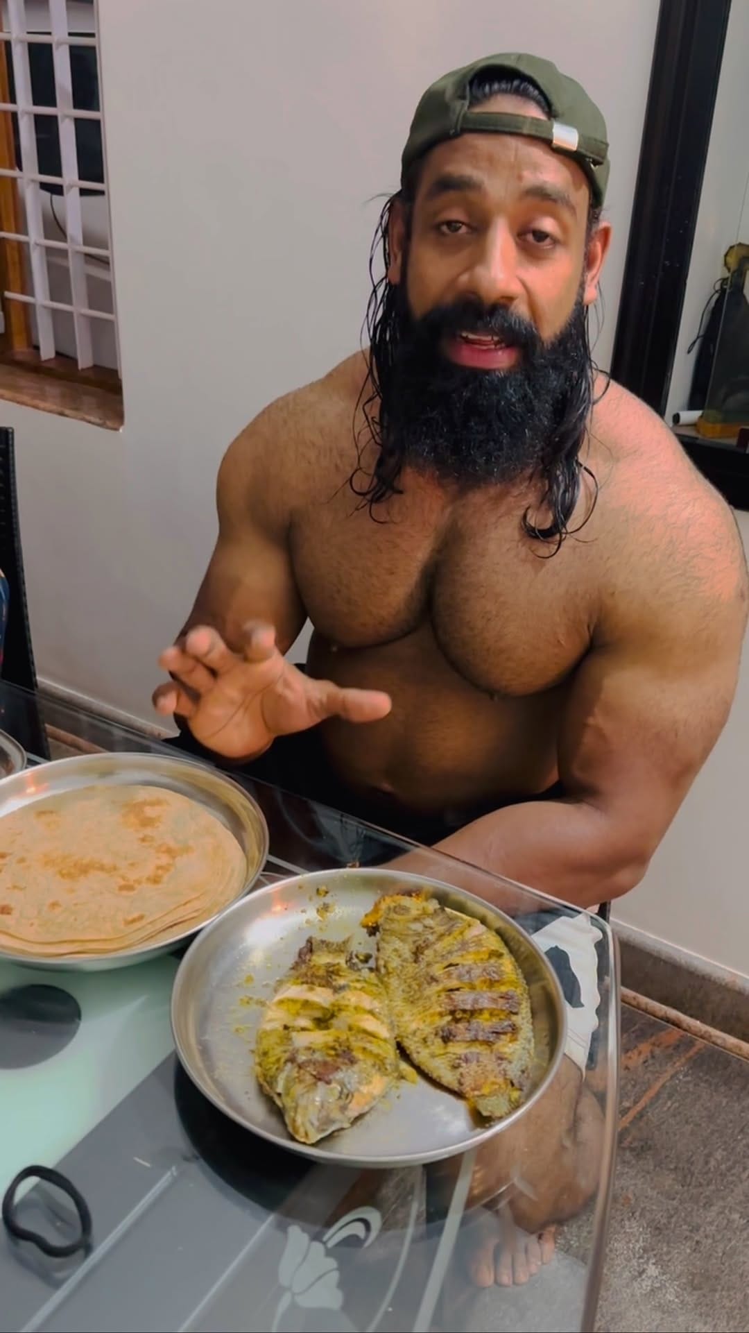 Post 9 by Shafeeq Chenadan | Bodybuilder on Instagram (video)