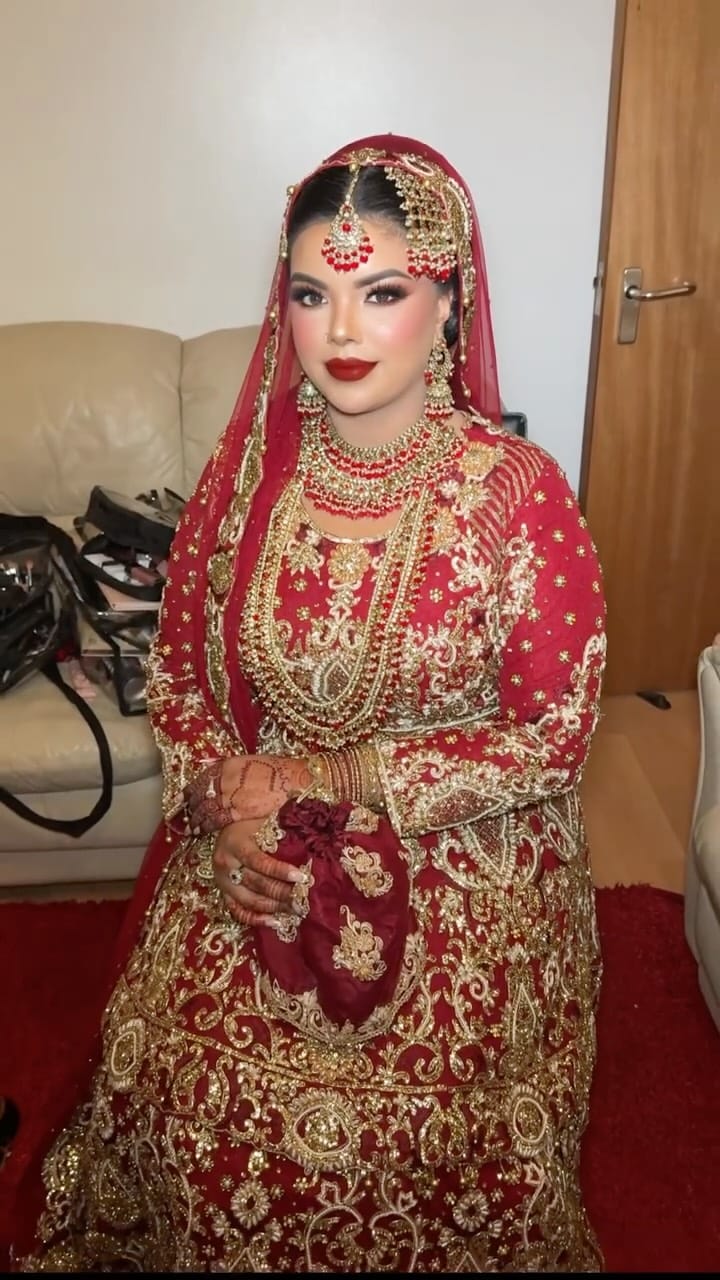 Post 6 by Bridal Makeup Artist & Hair Stylist | UK & Destinations on Instagram (video)