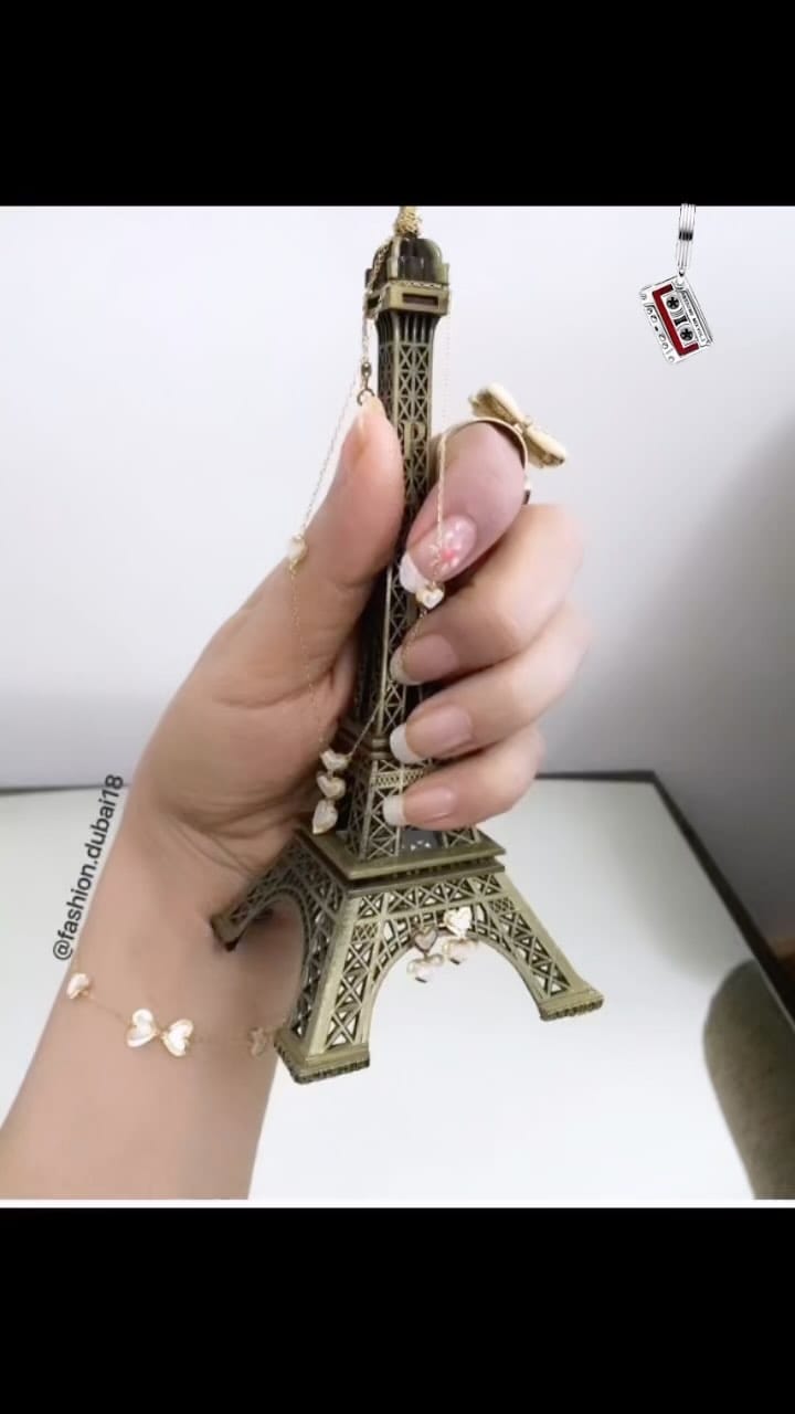 Post 4 by Fashion Dubai on Instagram (video)