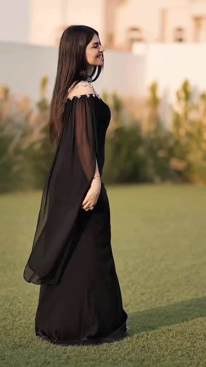 Post 2 by فَهیمِه 🌙 on Instagram (video)
