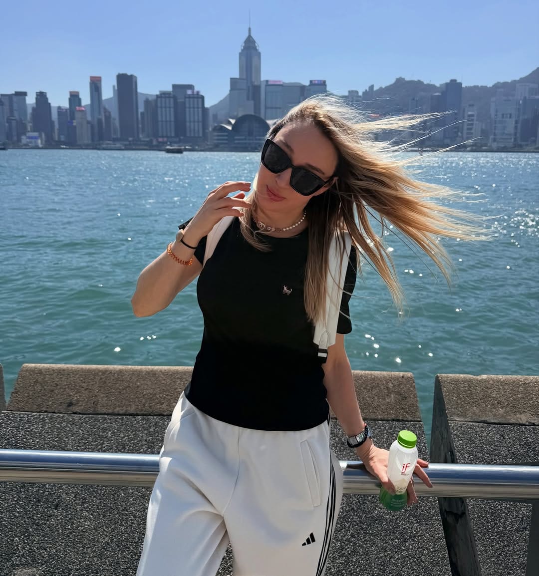 Post 4 by Natalia Krasnoperova on Instagram (image)