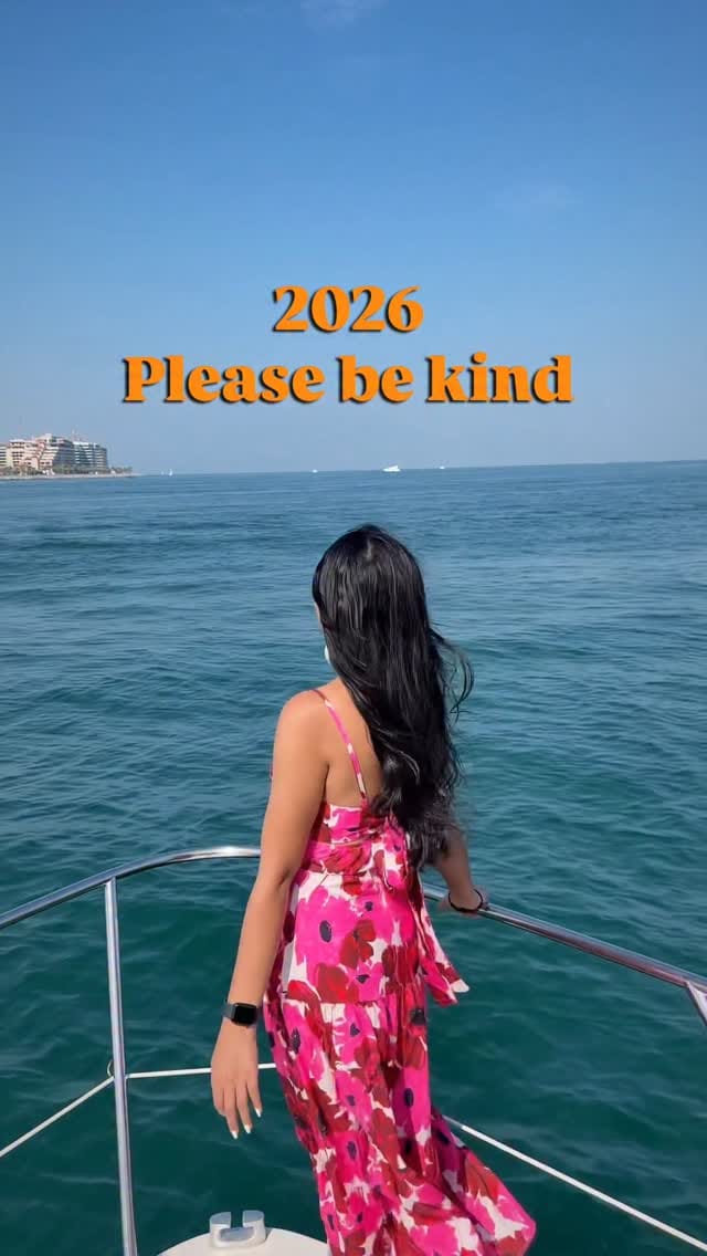 Post 7 by Iqra Unaiz Malik on Instagram (video)