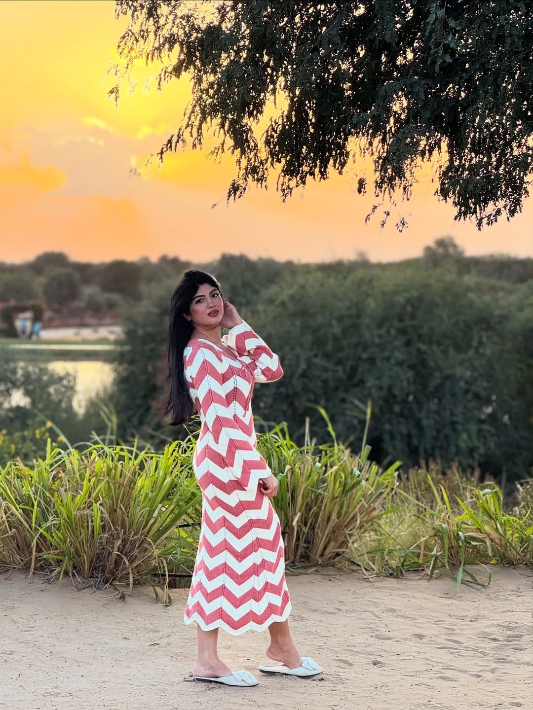 Post 5 by Iqra Unaiz Malik on Instagram (carousel)