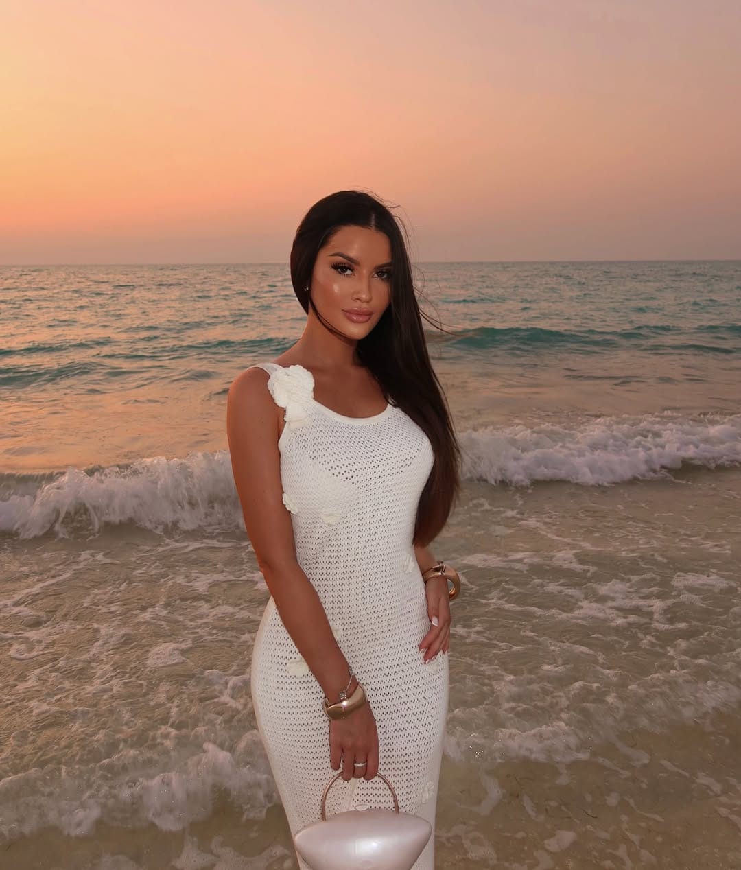 Post 6 by 𝐌𝐢𝐧𝐚 on Instagram (carousel)