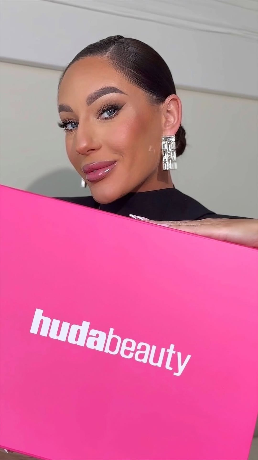 Post 8 by VICTORIA LAZARUK | 𝗖𝗢𝗡𝗧𝗘𝗡𝗧 𝗖𝗥𝗘𝗔𝗧𝗢𝗥 on Instagram (video)