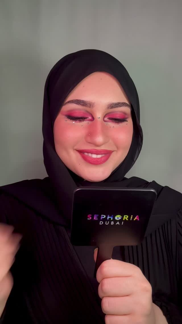 Post 9 by Aayat | آيات on Instagram (video)