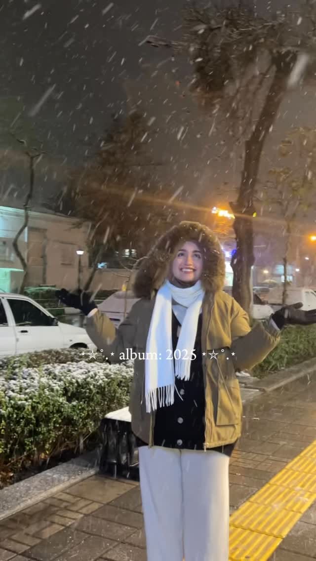 Post 2 by Aayat | آيات on Instagram (video)