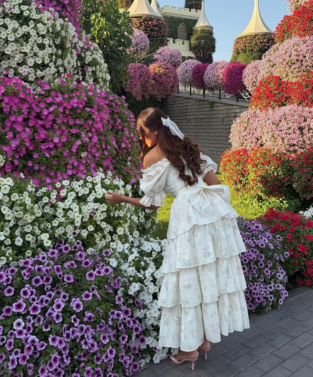 Post 8 by Parmis razizadeh on Instagram (carousel)