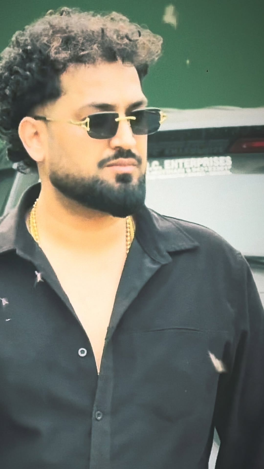Post 6 by Abhishek Shukla on Instagram (video)
