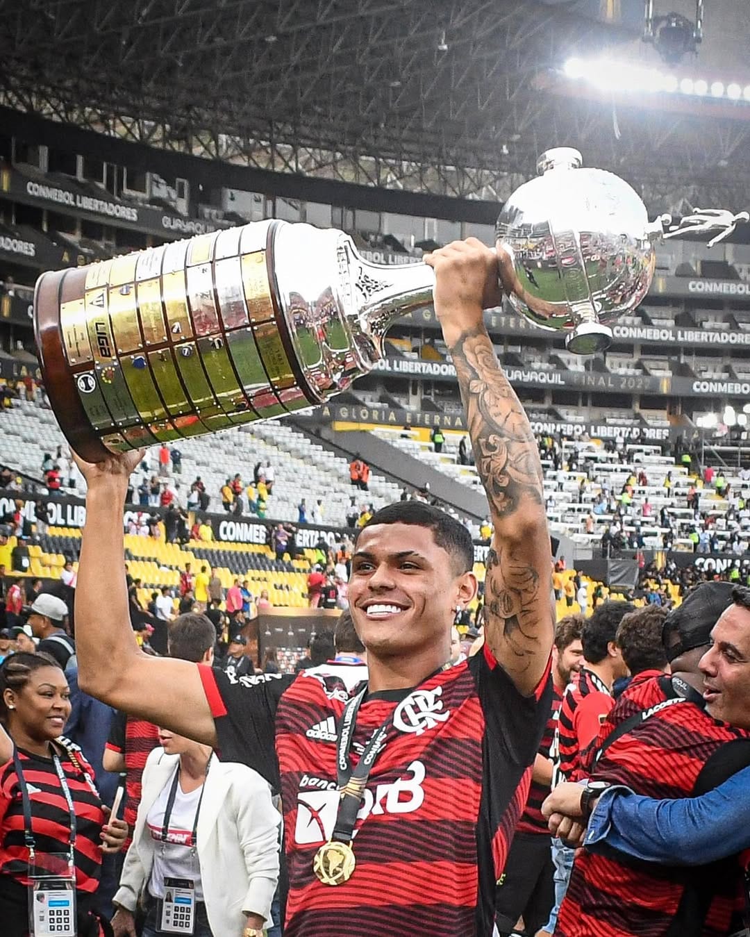 Post 10 by Mateusão on Instagram (image)