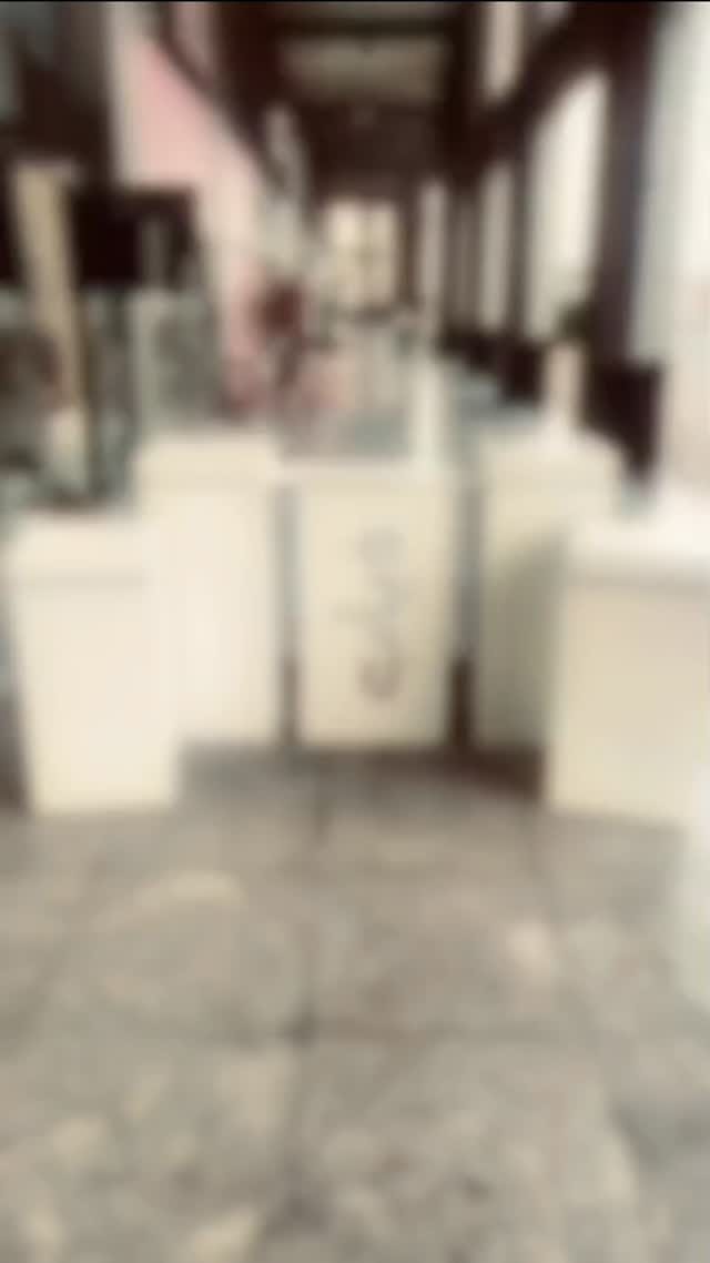 Post 6 by Artwood Fan Alkhashab on Instagram (video)