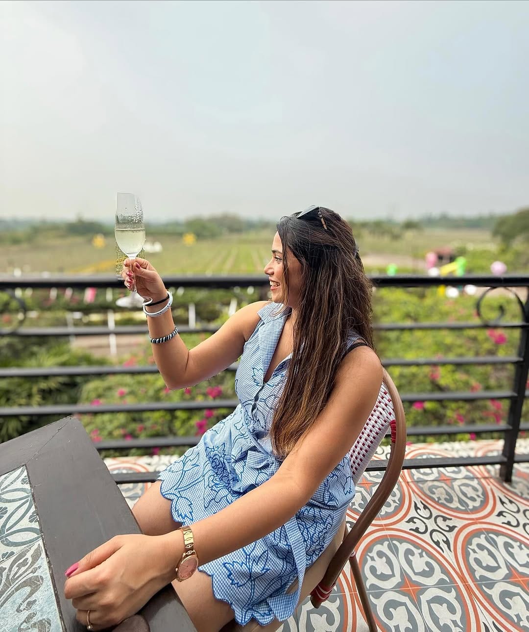 Post 10 by Savitri Roy on Instagram (carousel)