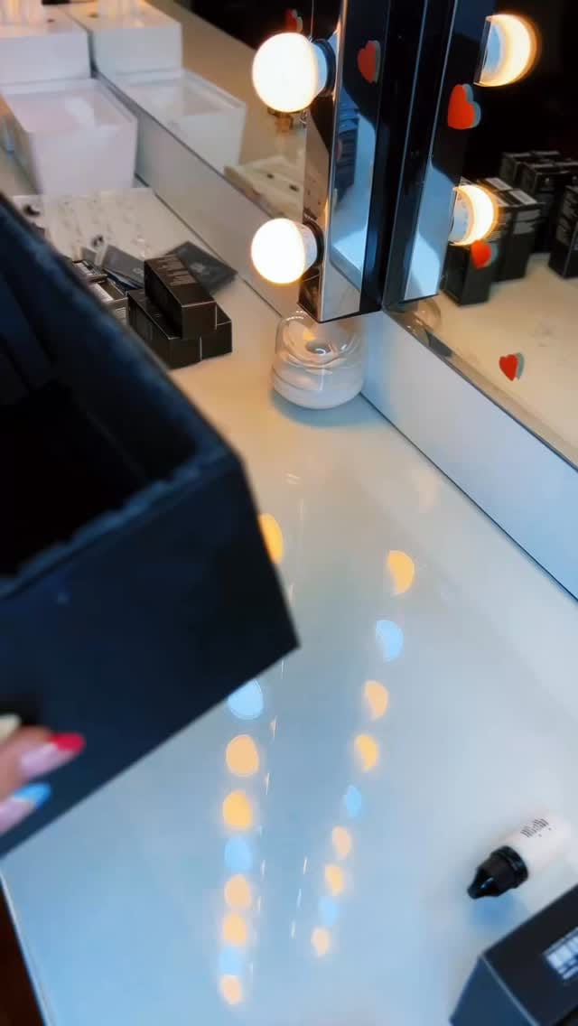 Post 3 by Zinaida Feygina on Instagram (video)