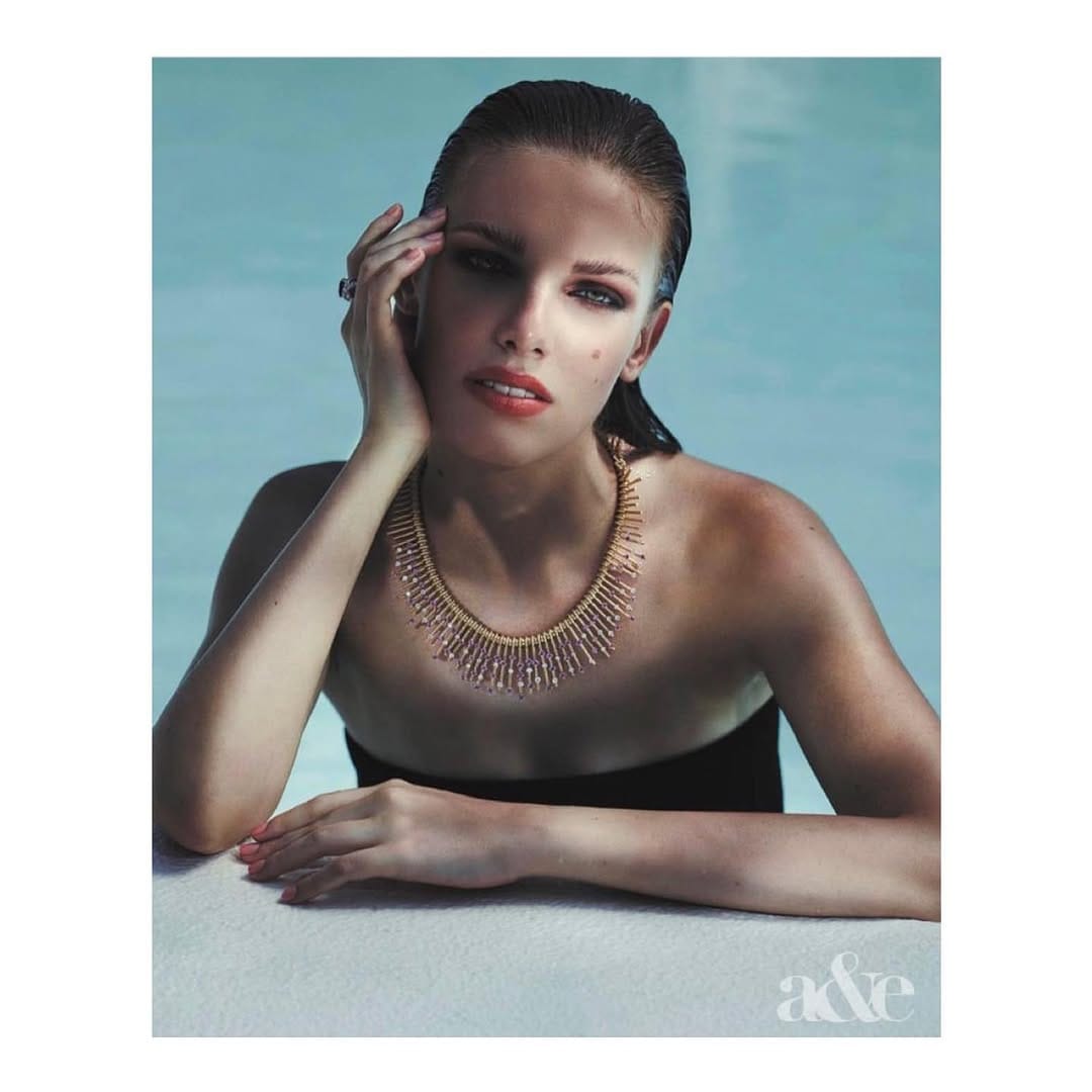 Post 2 by Lina Dahlbäck Hair & Makeup Artist on Instagram (image)