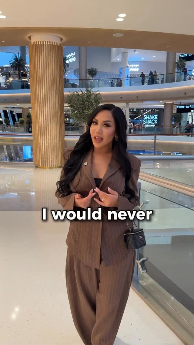 Post 6 by SONYA SHARIFI on Instagram (video)