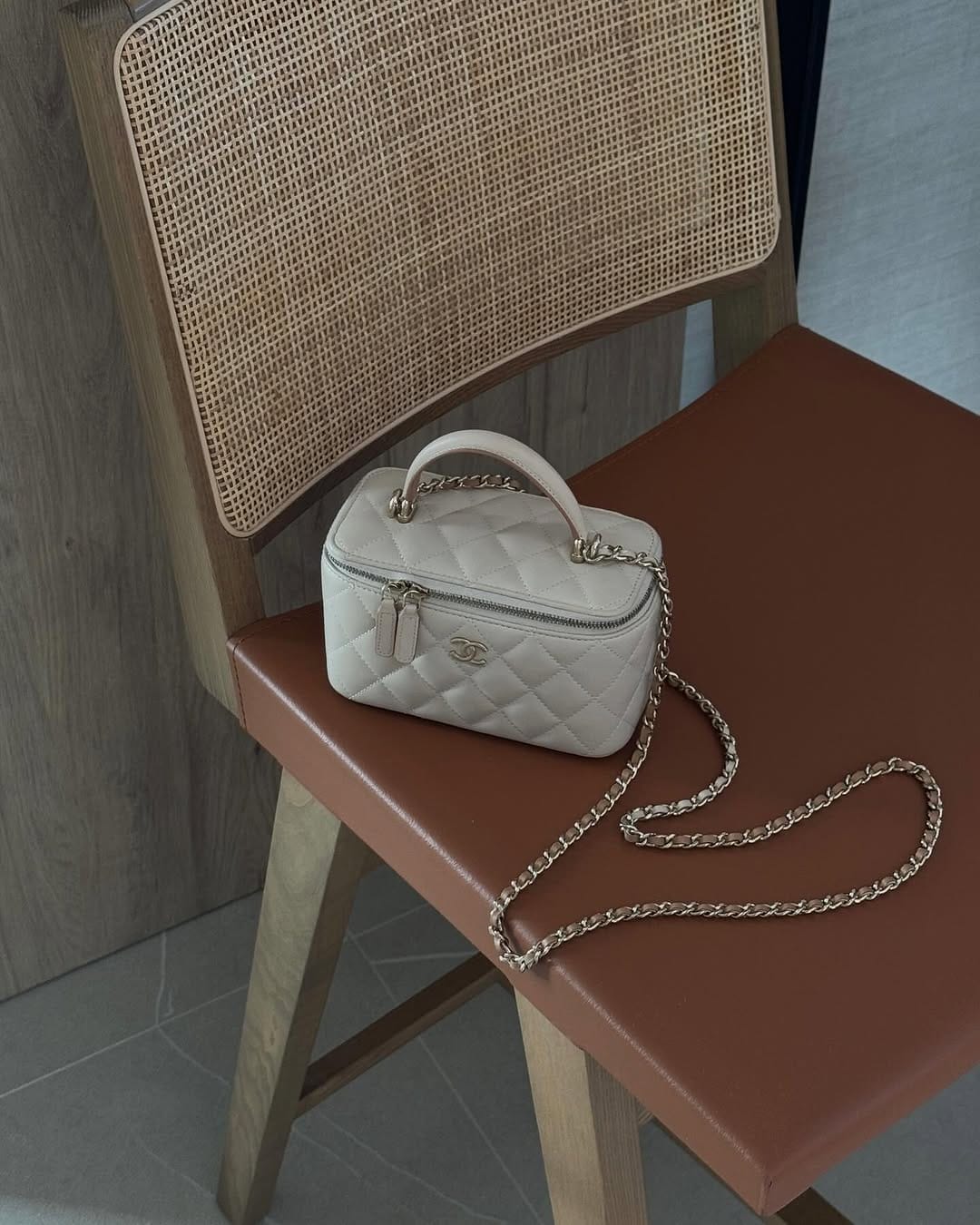 Post 9 by Luxe Cheshire on Instagram (image)