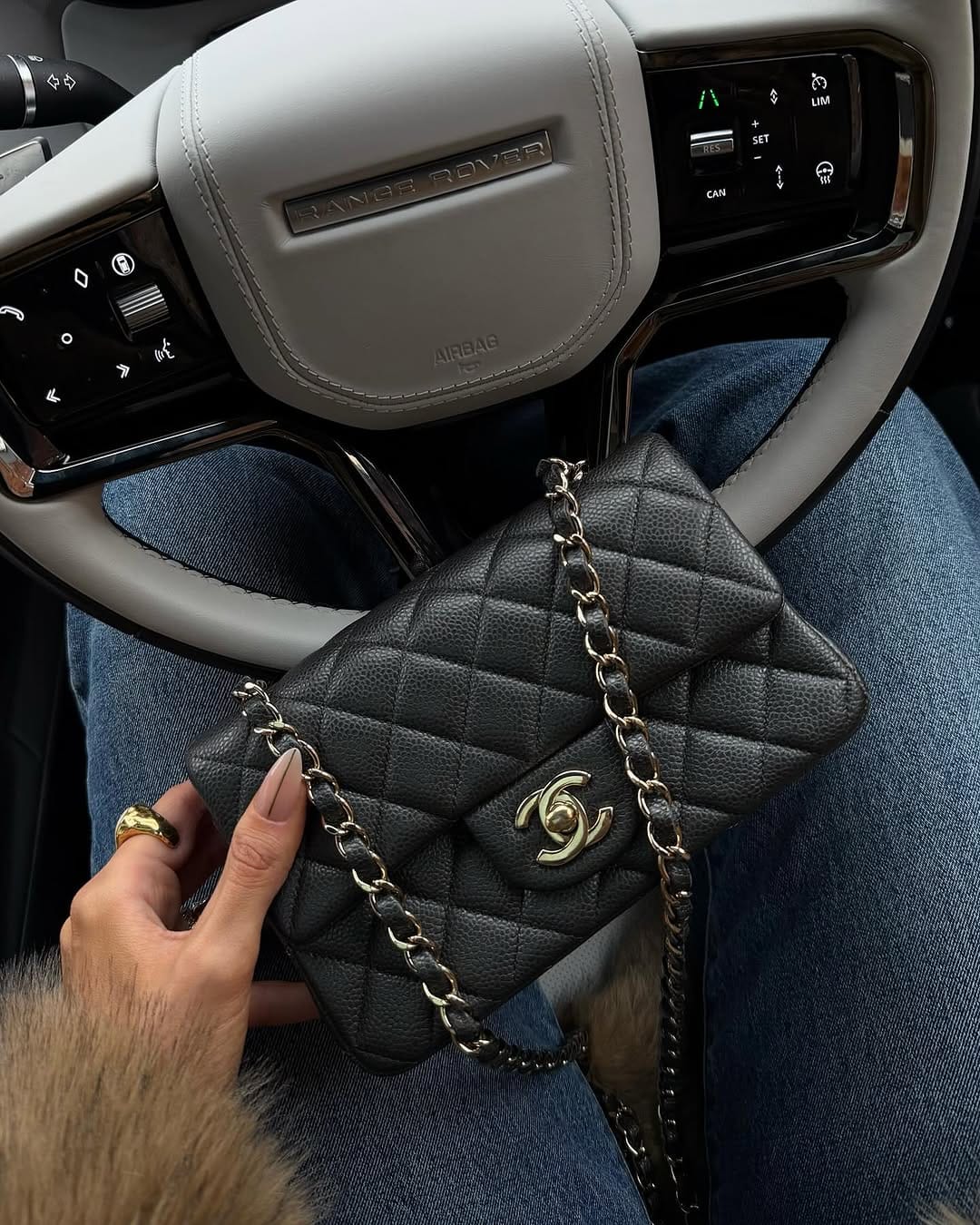 Post 1 by Luxe Cheshire on Instagram (image)