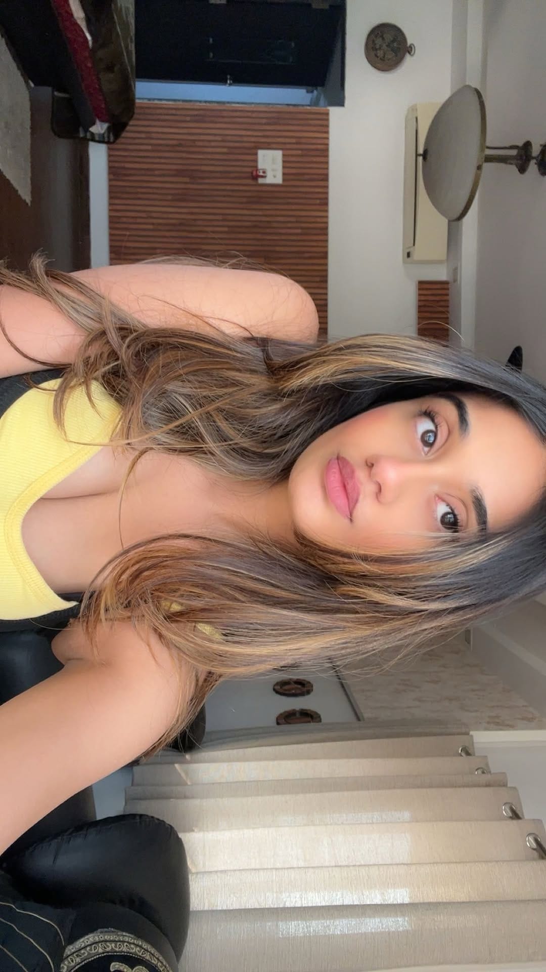 Post 1 by 𝑀𝑒𝓁𝒶𝓃𝒾𝑒🎀 on Instagram (video)