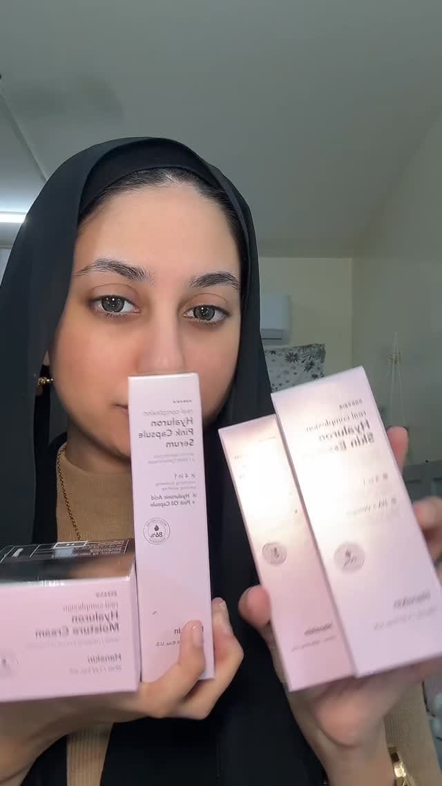 Post 4 by IQRA-UAE🇦🇪MAKEUP•BEAUTY•INFLUENCER on Instagram (video)