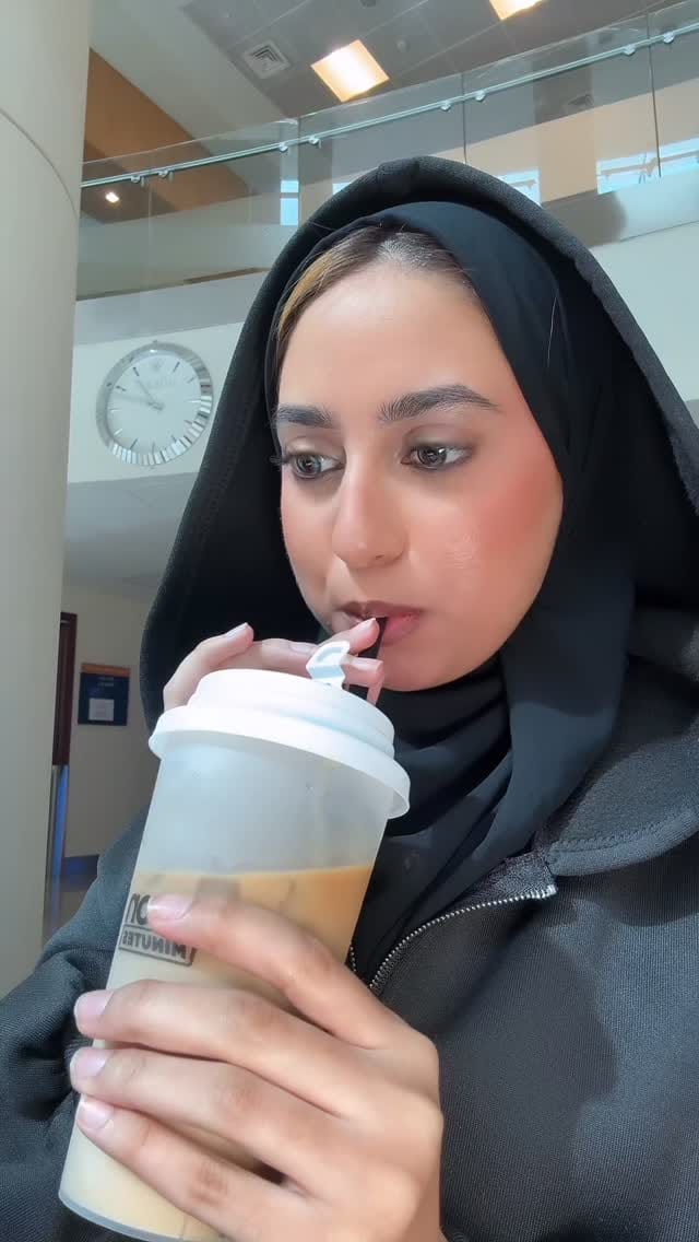Post 1 by IQRA-UAE🇦🇪MAKEUP•BEAUTY•INFLUENCER on Instagram (video)