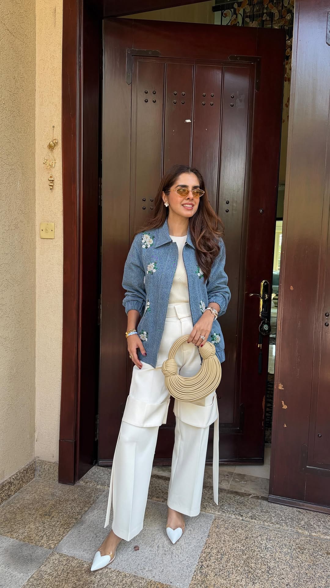 Post 2 by Sharnamli Mehra on Instagram (video)