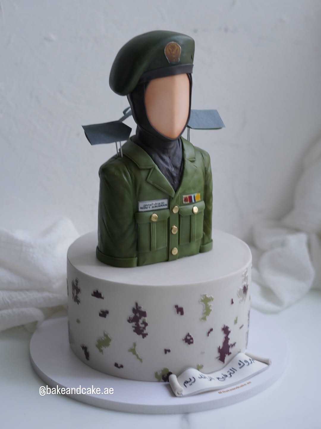 Post 4 by Bake & Cake on Instagram (image)