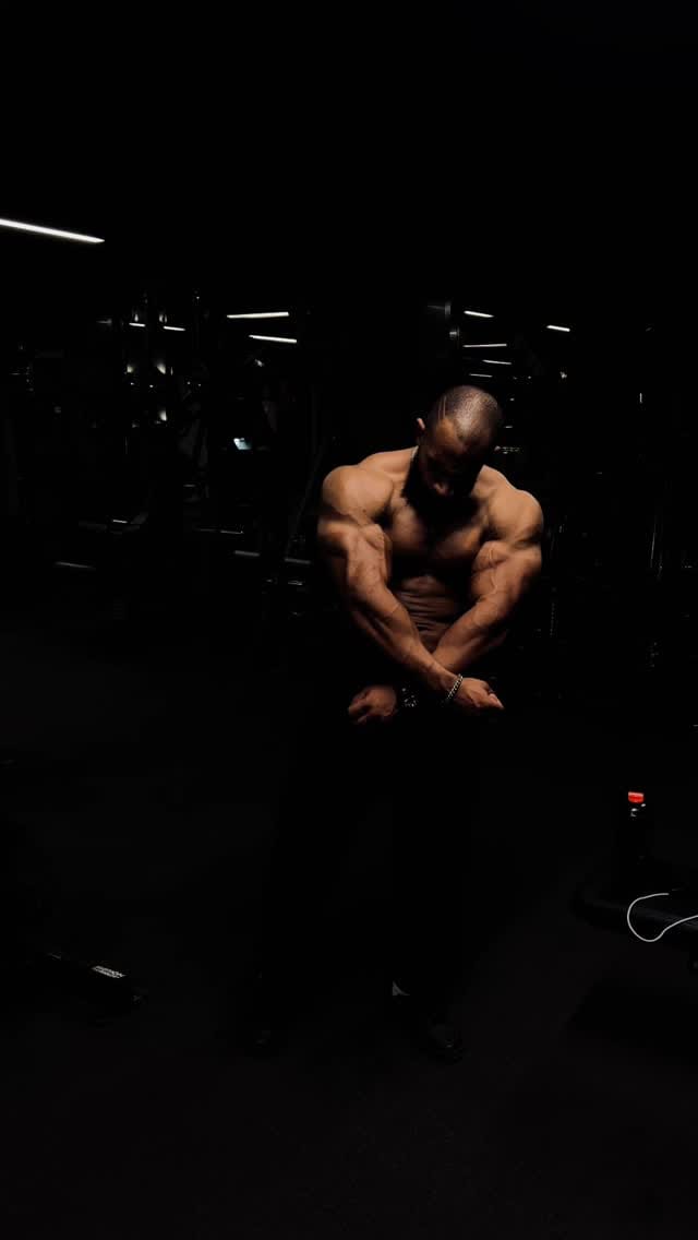 Post 8 by MOAIYAD AL MASKARI on Instagram (video)