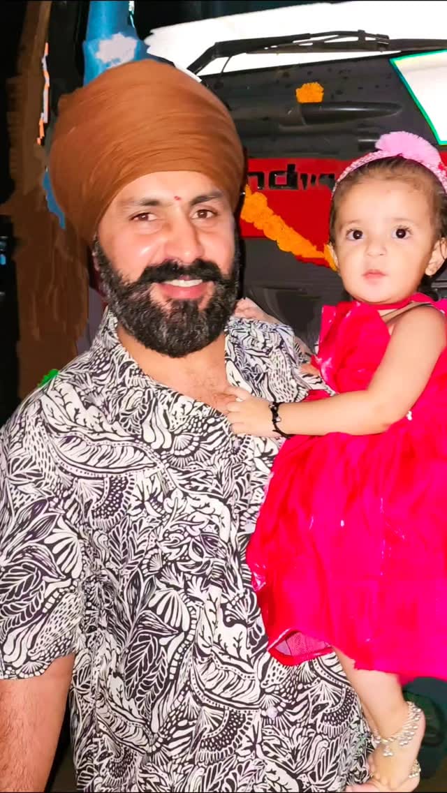 Post 3 by Reet Sandhu on Instagram (video)