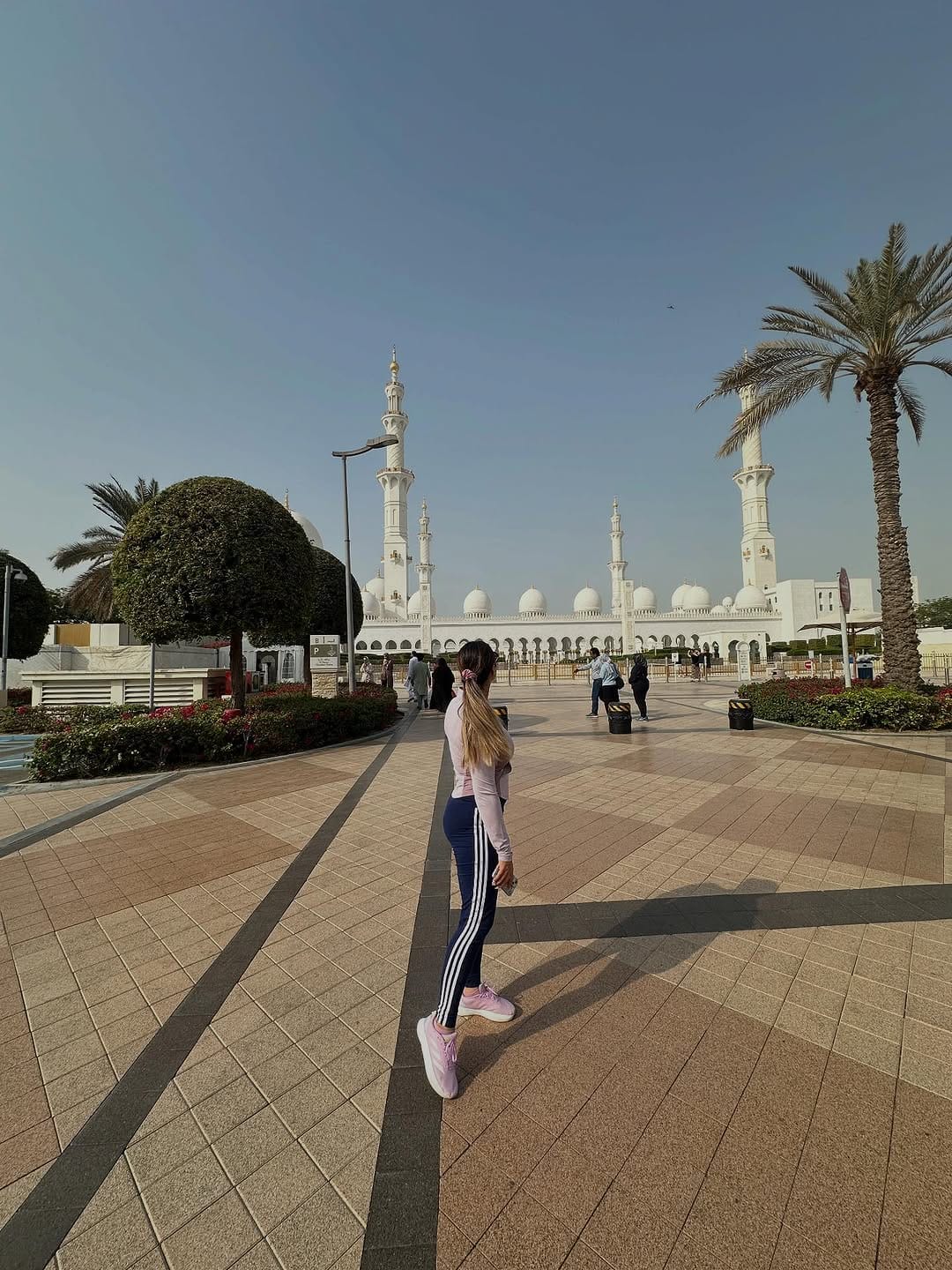 Post 5 by @mahsa.sadeqiiiii on Instagram (carousel)