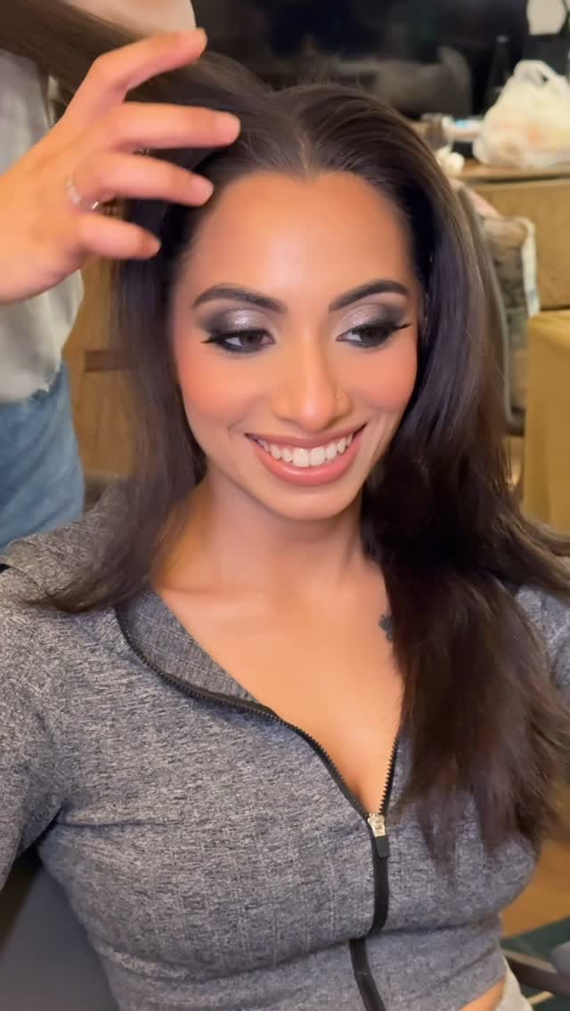 Post 8 by Dubai HMUA | Neelam Kinger on Instagram (video)