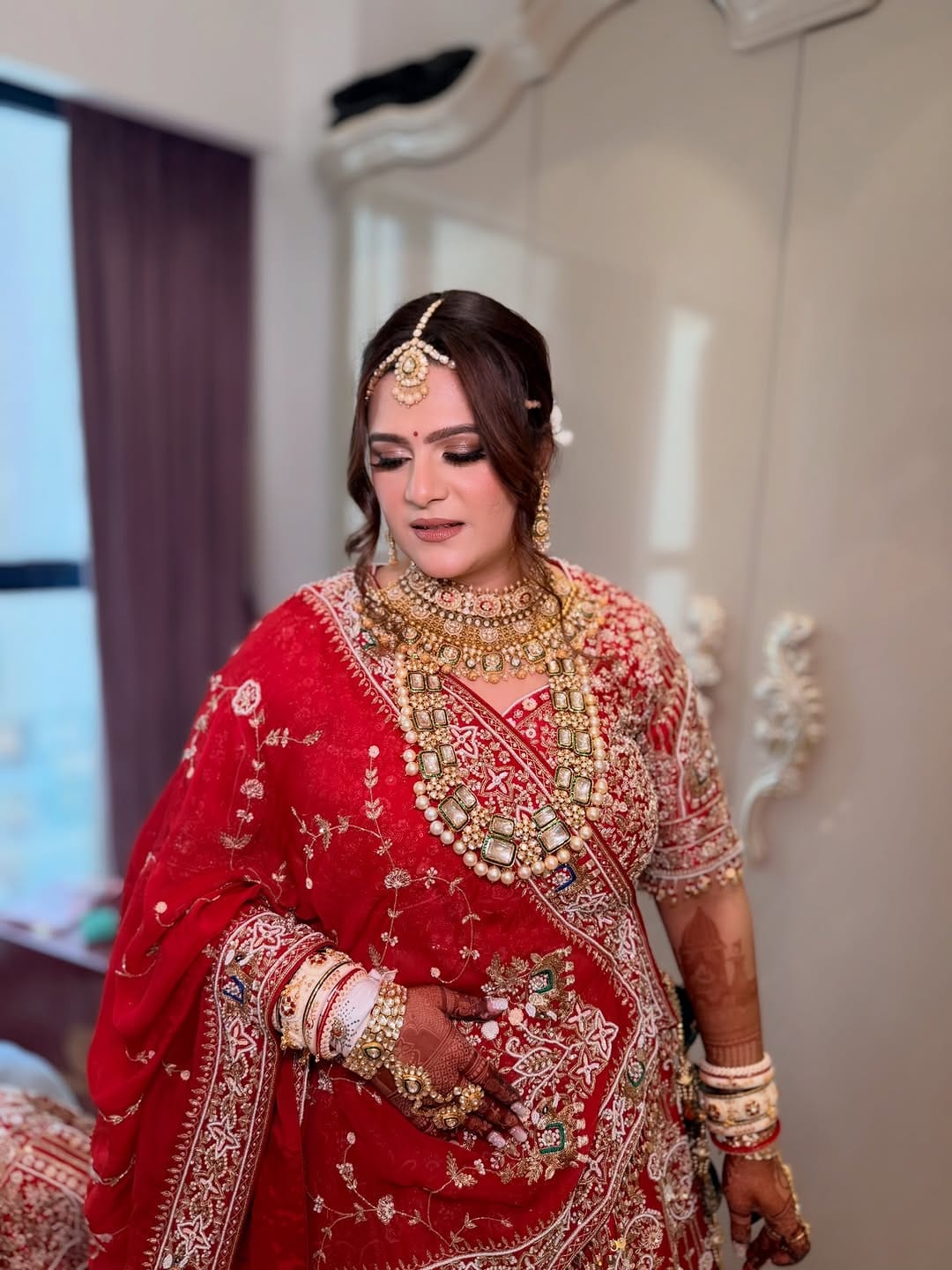 Post 5 by Dubai HMUA | Neelam Kinger on Instagram (carousel)