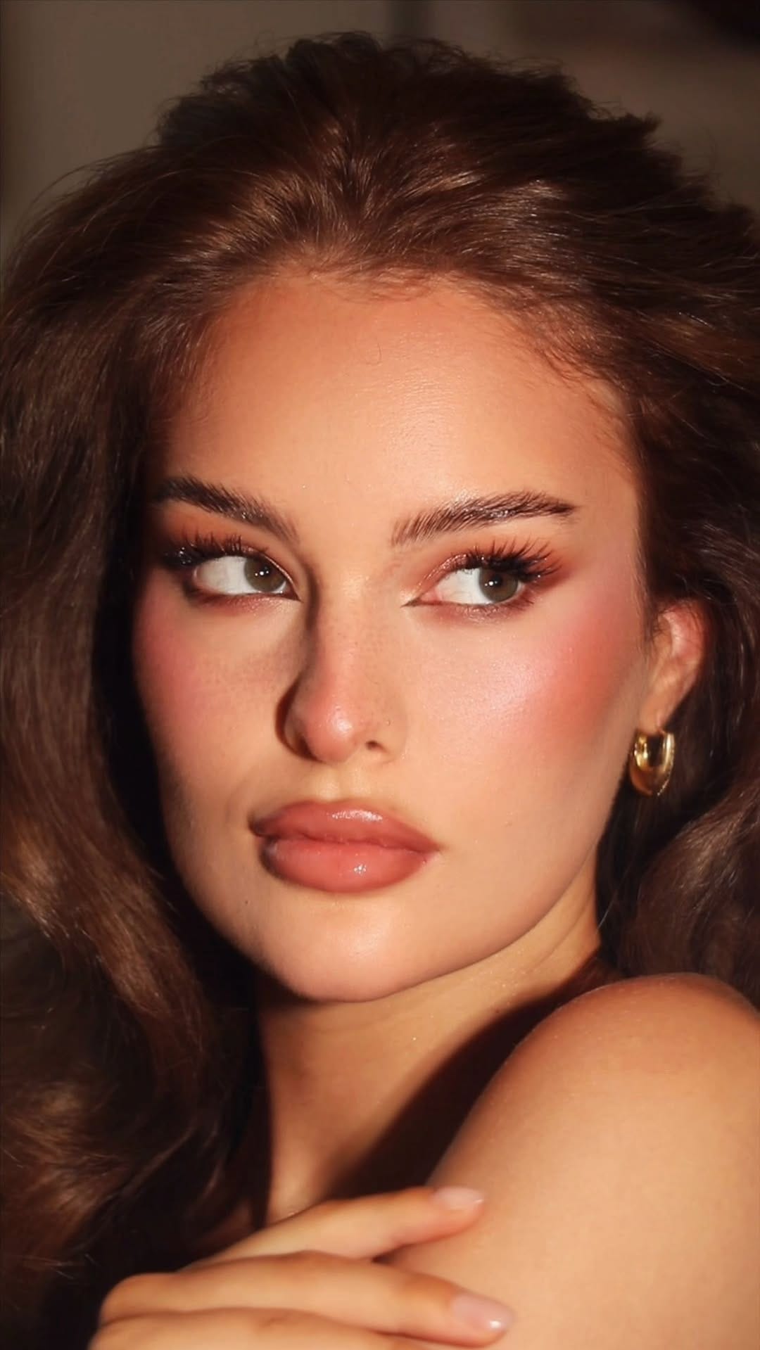 Post 9 by Aleksandra Larina on Instagram (video)