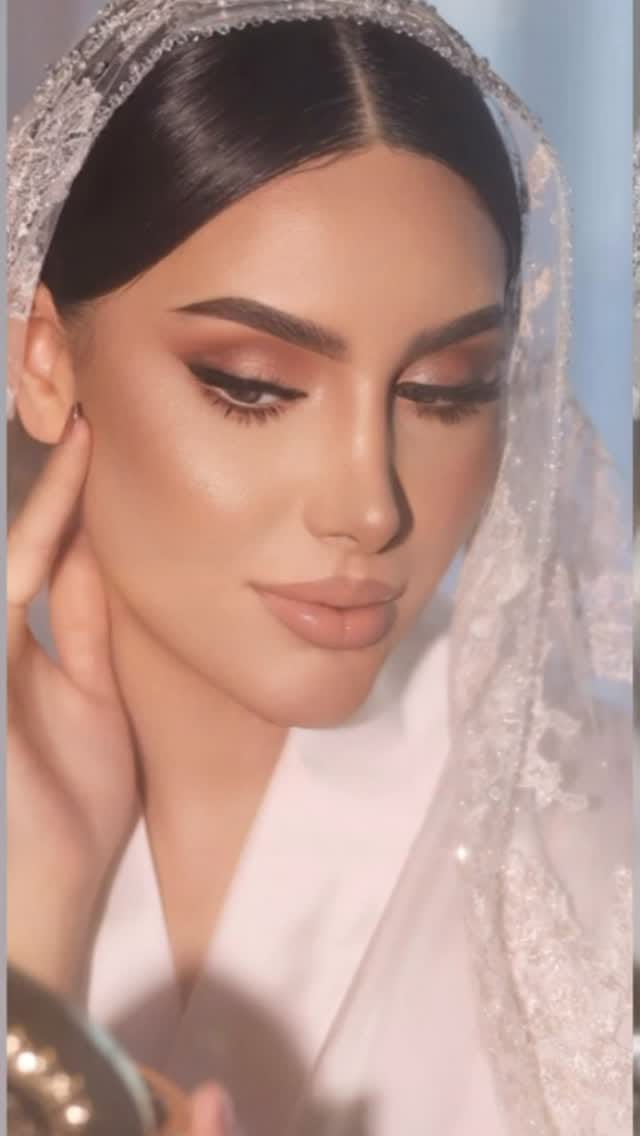 Post 1 by farah modell 🇦🇪 on Instagram (video)