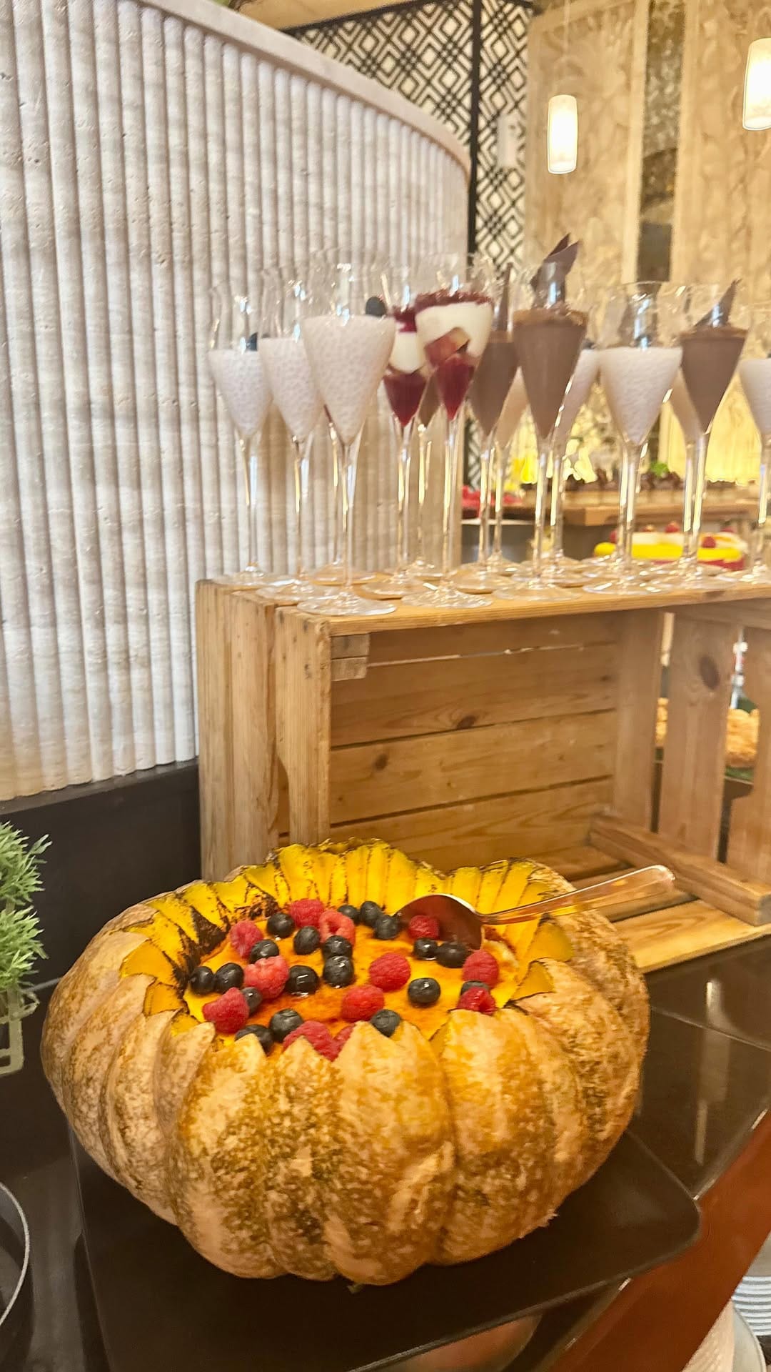 Post 6 by Dubai Food DUBAIBLOGGER on Instagram (video)
