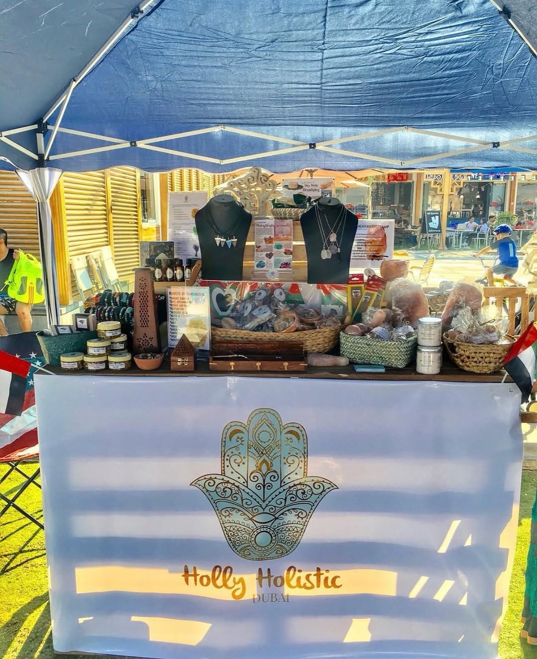 Post 7 by Holly Holistic on Instagram (carousel)