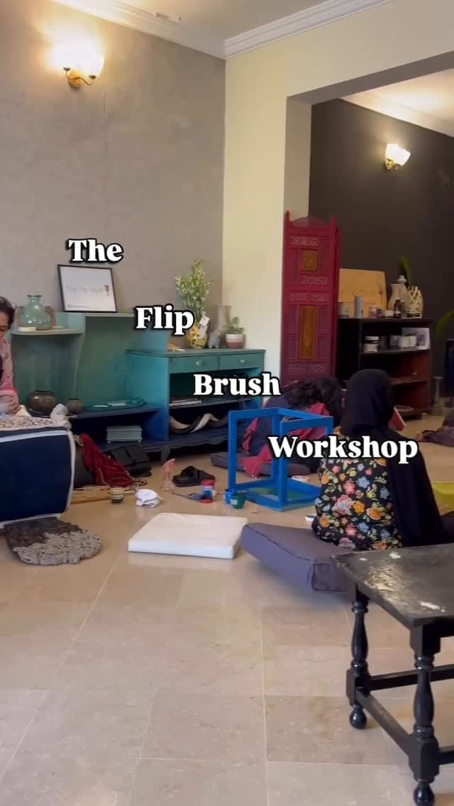 Post 5 by The Flip Brush on Instagram (video)