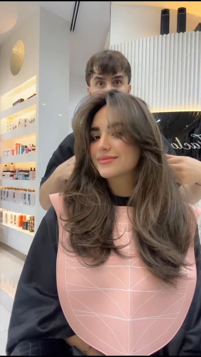 Post 6 by يارا عزيز  🤟🏼  🦋 Yara Aziz on Instagram (video)