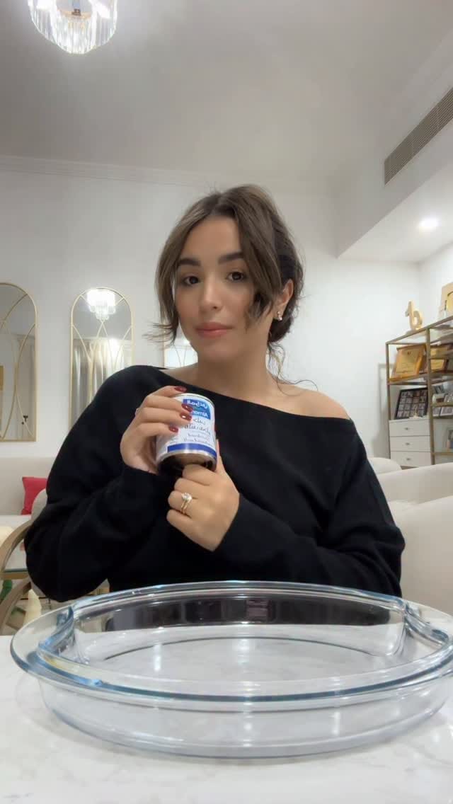 Post 3 by يارا عزيز  🤟🏼  🦋 Yara Aziz on Instagram (video)