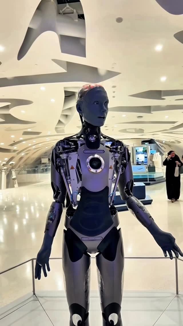 Post 1 by Bhakti Ludhrani / Myra Jaisinghani on Instagram (video)