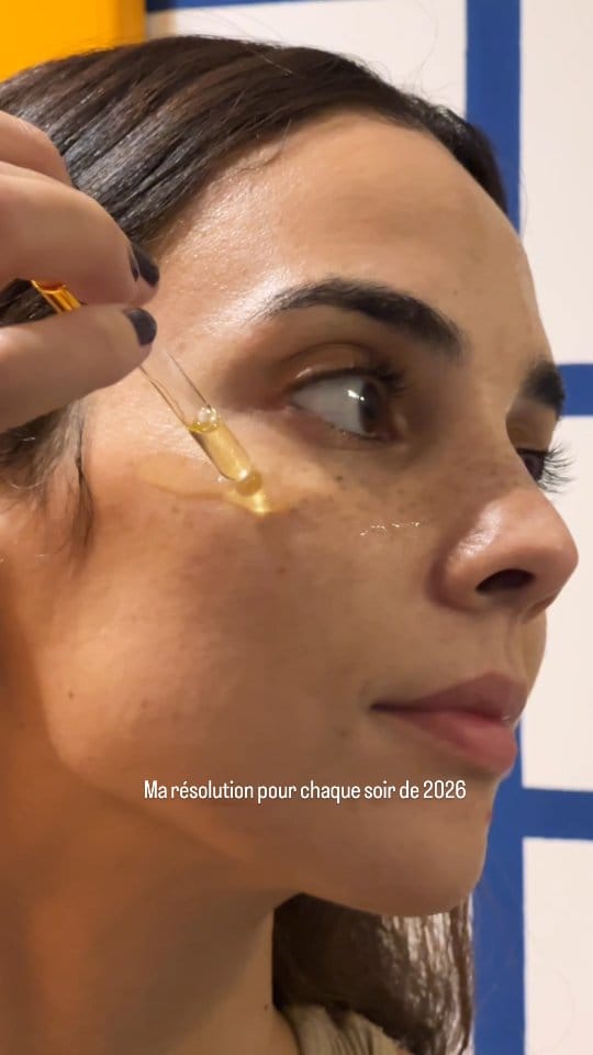 Post 6 by Hendiya Organic Skincare on Instagram (video)