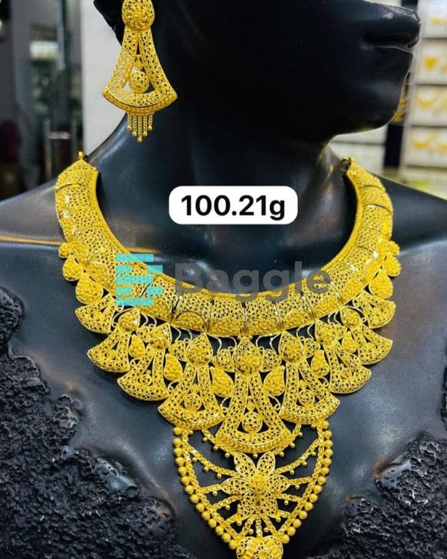 Post 9 by 𝔹 𝔸 𝔾 𝔾 𝕃 𝔼 on Instagram (image)