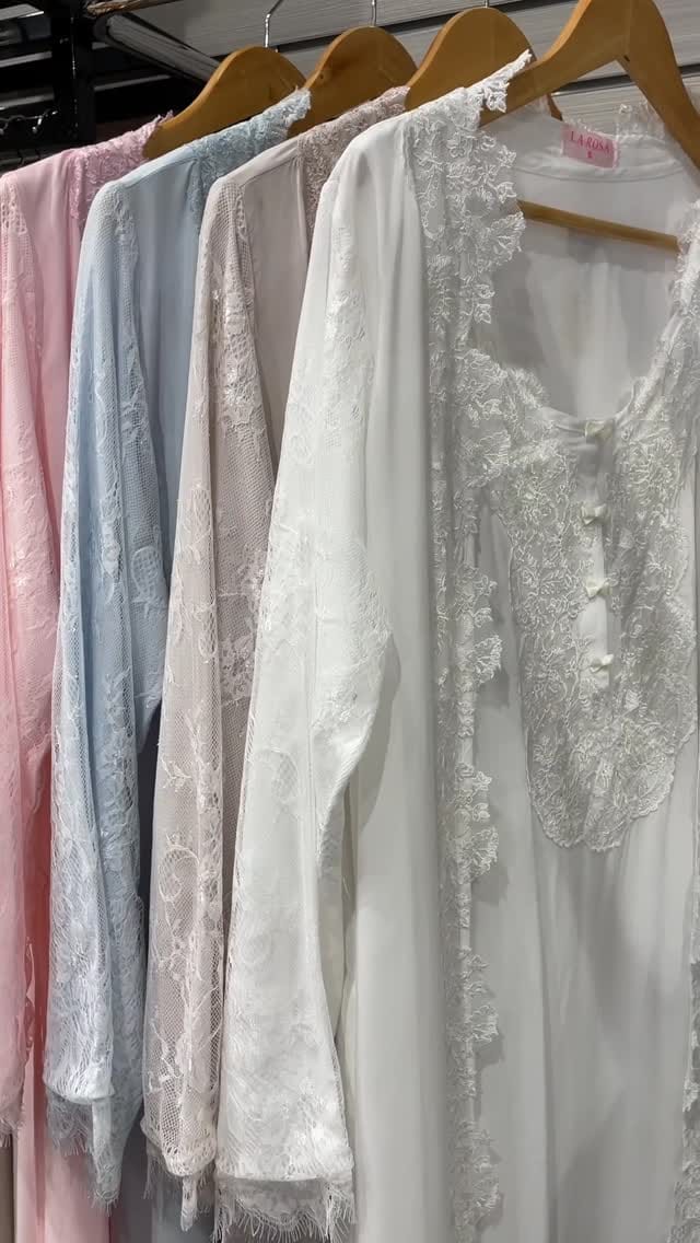 Post 1 by LA Rosa on Instagram (video)