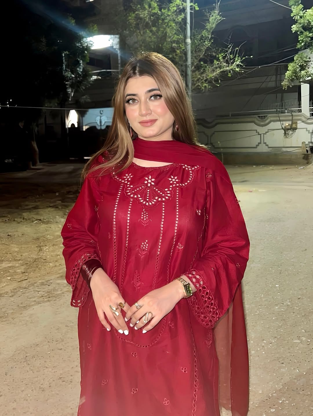 Post 10 by 𝗞𝗘𝗡𝗖𝗛𝗜 🇦🇪🇵🇰✈️ on Instagram (carousel)